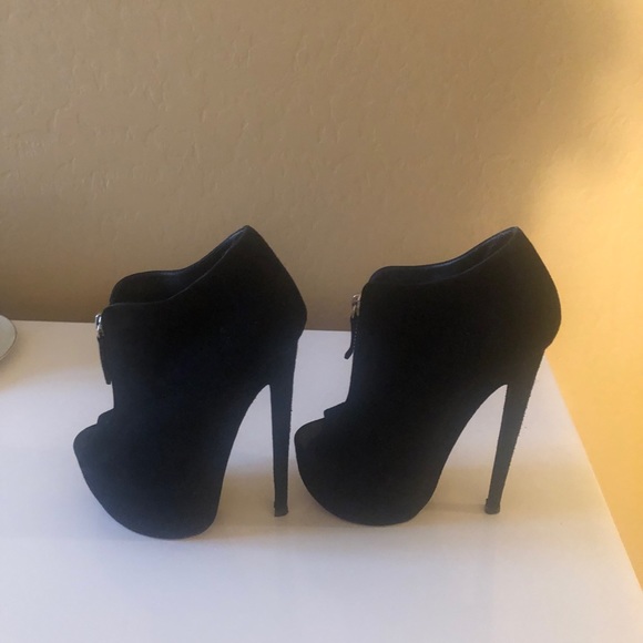 Suede platform booties - Picture 4 of 6